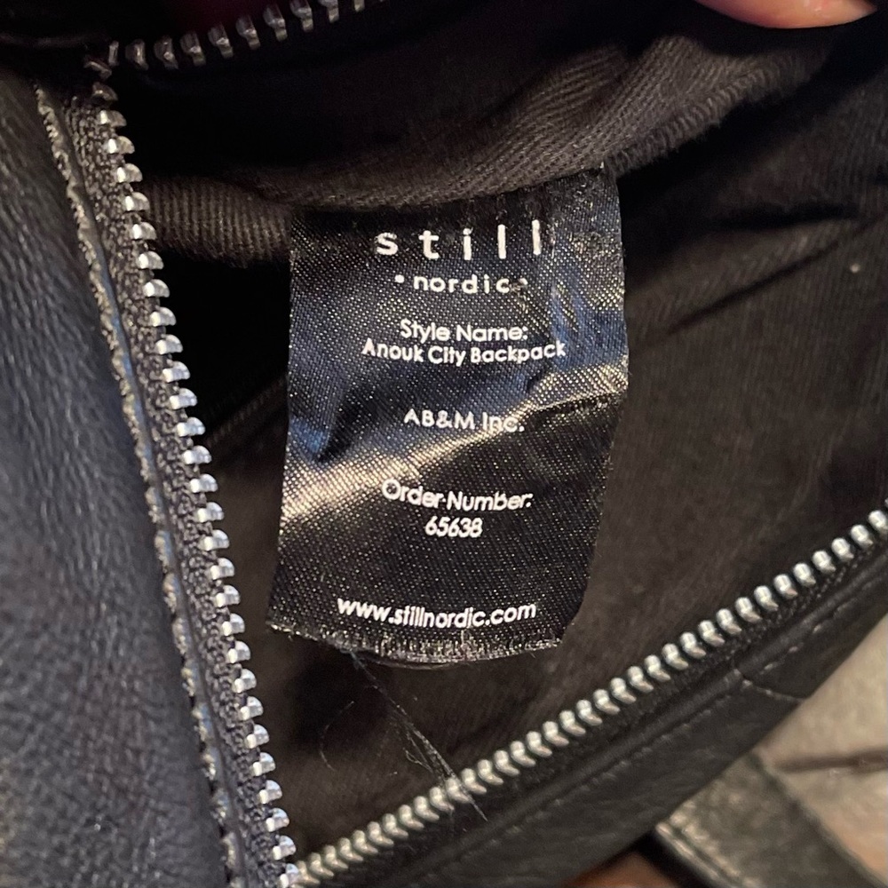 Still Nordic Anouk City Black Leather Backpack - Picture 11 of 11